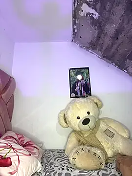 Melody rouxxx online show from December 19, 2025, 12:06 am