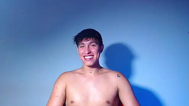 rowanbigboy23 online show from April 19, 2026, 1:27 am