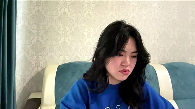 MIMIMary online show from September 28, 2025, 3:12 am