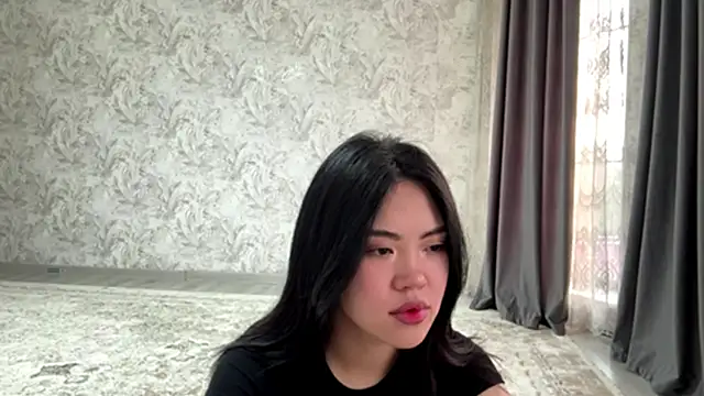 MIMIMary online show from October 13, 2025, 12:05 pm