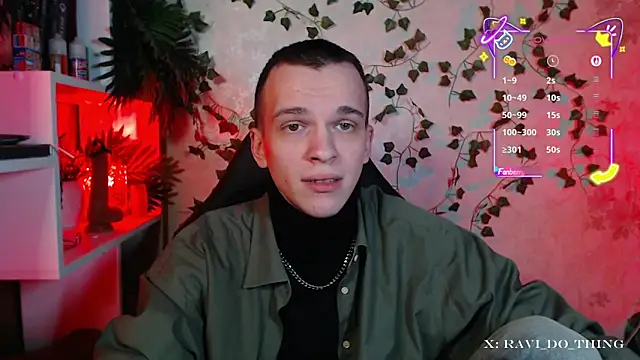 frozen boy online show from September 22, 2025, 4:09 pm