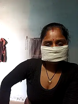 Sheema tyagi online show from November 30, 2025, 7:23 am