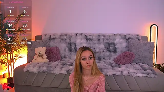 AmyKent  online show from June 6, 2026, 2:55 pm