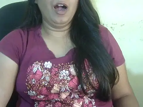 Aanya Hazel online show from October 24, 2025, 8:05 pm