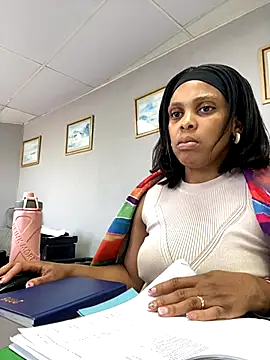 031bubbles online show from November 11, 2025, 8:03 am