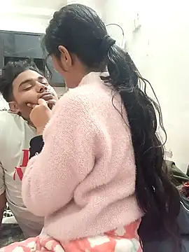 romantic couple1 online show from December 19, 2025, 12:50 am