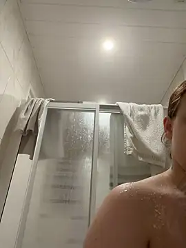 lanameijer online show from February 11, 2026, 8:47 pm