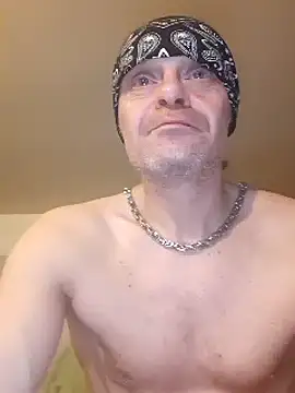 Snapshot of Kuba_Gd chatting on February 6, 2025, 5:03 am Kuba Gd online show from February 6, 2025, 5:03 am