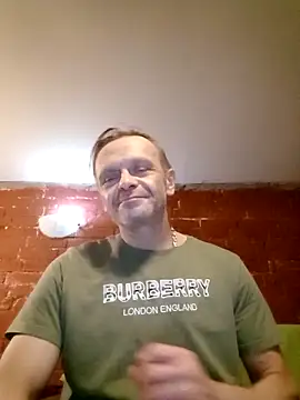 Snapshot of Kuba_Gd chatting on October 23, 2025, 3:33 pm Kuba Gd online show from October 23, 2025, 3:33 pm