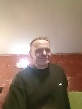 Snapshot of Kuba_Gd chatting on November 10, 2025, 3:22 pm Kuba Gd online show from November 10, 2025, 3:22 pm