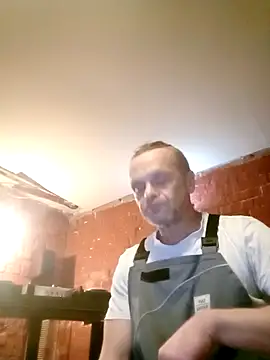 Snapshot of Kuba_Gd chatting on November 17, 2025, 6:46 pm Kuba Gd online show from November 17, 2025, 6:46 pm