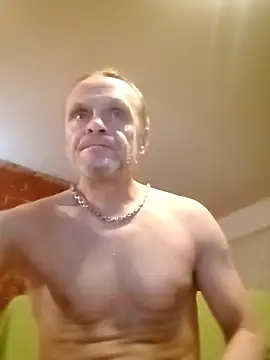 Snapshot of Kuba_Gd chatting on December 4, 2025, 10:07 pm Kuba Gd online show from December 4, 2025, 10:07 pm