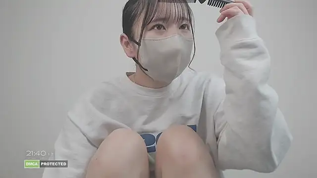 CocoaMilk18 online show from February 8, 2026, 12:41 pm