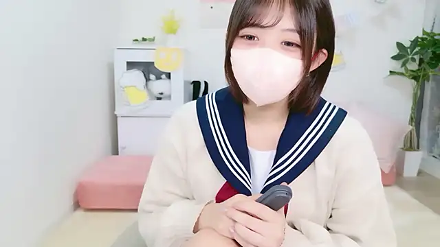 Snapshot of Hinata_Sun chatting on September 27, 2025, 10:53 am Hinata Sun online show from September 27, 2025, 10:53 am