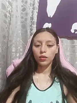 Snapshot of Lahila_ chatting on August 5, 2026, 3:48 pm Lahila online show from August 5, 2026, 3:48 pm