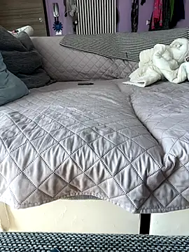 bananasex204 online show from October 18, 2025, 1:12 pm