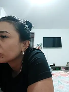 mia mancinii online show from November 13, 2025, 11:03 pm