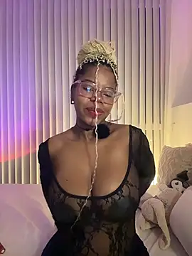 Snapshot of Sweet-Jade chatting on May 24, 2026, 10:20 am Sweet-Jade online show from May 24, 2026, 10:20 am
