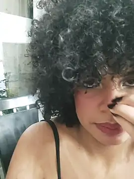 SheyLopez online show from November 15, 2025, 2:42 am