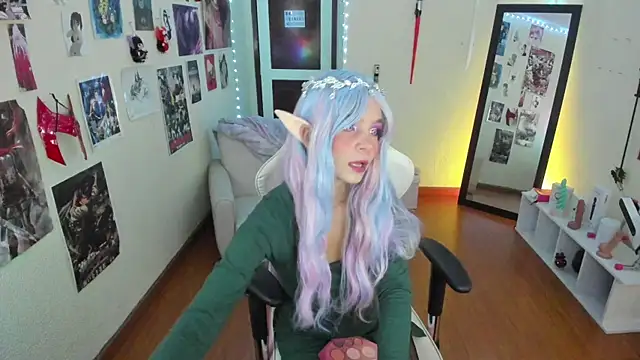 Snapshot of sakuraa_of chatting on September 9, 2025, 10:59 am sakuraa of online show from September 9, 2025, 10:59 am