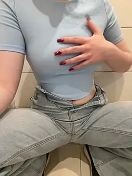 Cumonmme online show from January 16, 2026, 8:13 pm