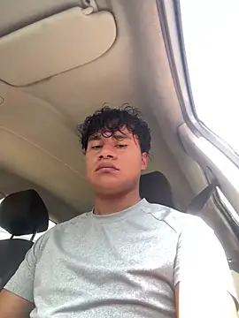 VRGUD0N19cm online show from April 11, 2026, 8:24 pm