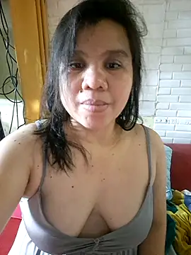 Snapshot of hotlyn45 chatting on June 27, 2026, 1:10 am hotlyn45 online show from June 27, 2026, 1:10 am