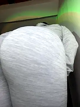 Snapshot of Amelia_laurent chatting on November 27, 2025, 7:16 pm Amelia laurent online show from November 27, 2025, 7:16 pm