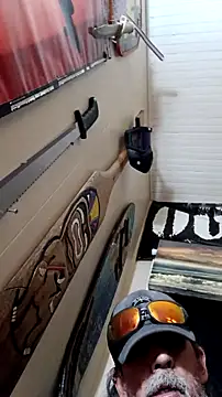 crassanova online show from November 24, 2025, 6:07 pm