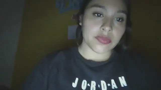 Snapshot of zairabreze chatting on July 21, 2026, 7:27 pm zairabreze online show from July 21, 2026, 7:27 pm