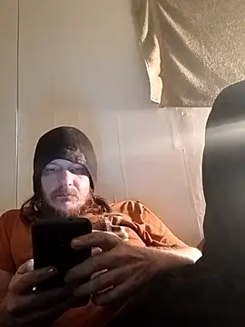 Snapshot of Poundtown1226 chatting on February 19, 2026, 12:28 am Poundtown1226 online show from February 19, 2026, 12:28 am