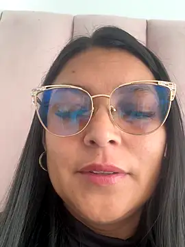 Zui Rouse online show from September 22, 2025, 2:19 pm