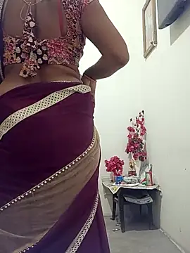 Snapshot of monu_bhabi chatting on March 18, 2026, 7:50 pm monu bhabi online show from March 18, 2026, 7:50 pm