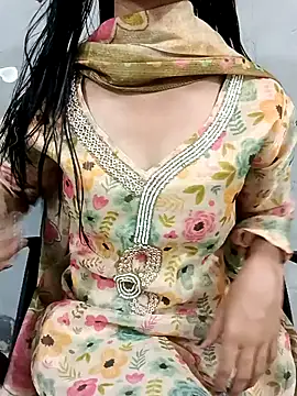 Daizy Shah online show from May 10, 2026, 4:45 pm