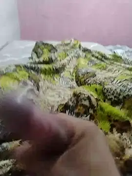 Snapshot of Michell699 chatting on October 3, 2025, 3:14 am Michell699 online show from October 3, 2025, 3:14 am