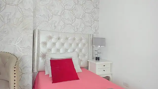 amara rousse online show from September 19, 2025, 11:33 am