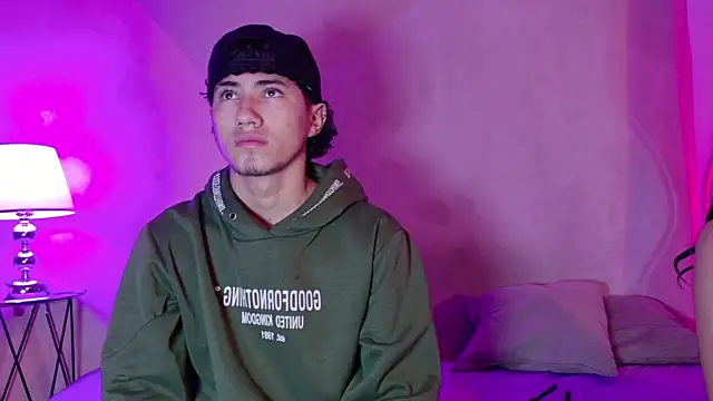 Laura and Kevin online show from September 15, 2025, 1:55 pm