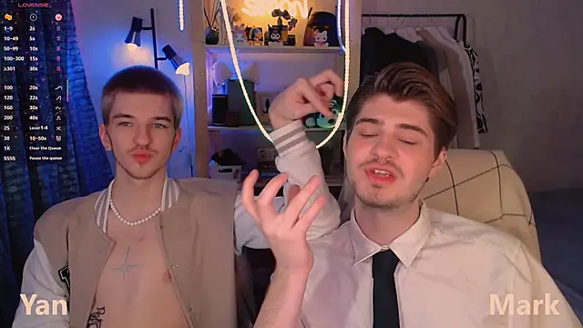 itsyanbb online show from December 19, 2025, 6:26 pm