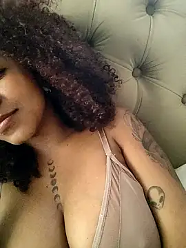 kdfoxxx online show from September 26, 2025, 7:07 pm