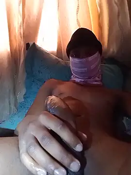 Snapshot of THeGuynextdorr chatting on October 11, 2025, 5:50 am THeGuynextdorr online show from October 11, 2025, 5:50 am