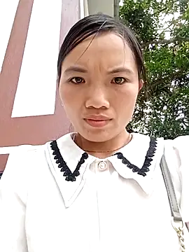 ngan-cute online show from October 9, 2025, 3:48 am