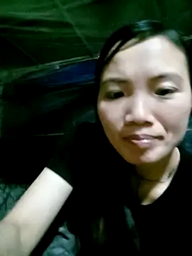 ngan-cute online show from October 15, 2025, 12:49 pm