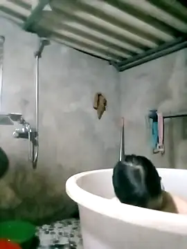 ngan-cute online show from October 29, 2025, 1:35 pm