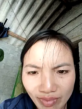 ngan-cute online show from December 21, 2025, 6:20 am