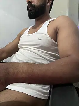 Snapshot of Vineeth3906 chatting on August 7, 2026, 5:59 pm Vineeth3906 online show from August 7, 2026, 5:59 pm