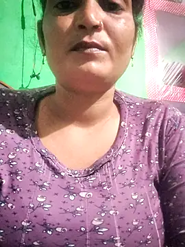 Kavya hot online show from November 18, 2025, 1:15 pm