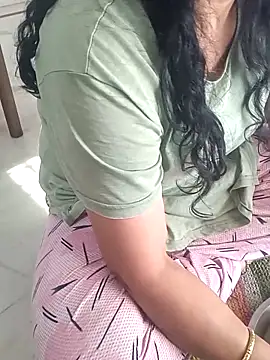 Snapshot of angel_ridhi chatting on November 19, 2025, 7:08 am angel ridhi online show from November 19, 2025, 7:08 am