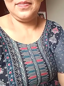 Snapshot of angel_ridhi chatting on July 13, 2026, 2:25 am angel ridhi online show from July 13, 2026, 2:25 am