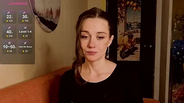 Snapshot of SkyHelen chatting on June 14, 2026, 4:09 pm SkyHelen online show from June 14, 2026, 4:09 pm