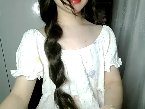 Annabelle-e online show from May 20, 2026, 7:20 pm